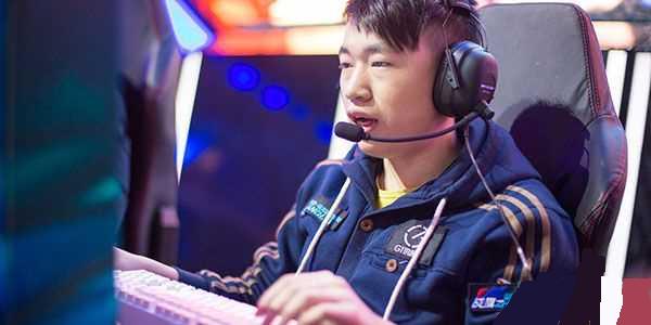 就在比赛进 就在比赛进