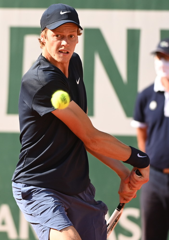 在场上占据 在场上占据